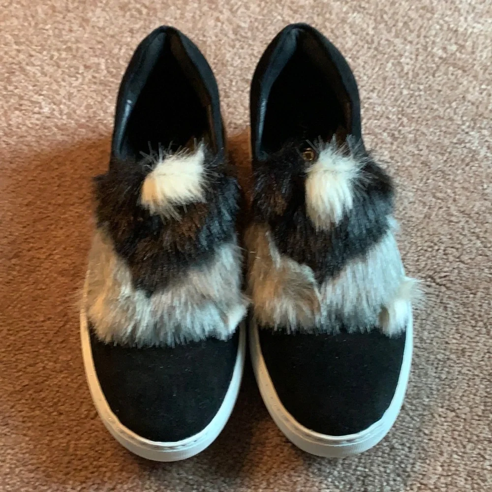 Beautiful Shoes J/Slides black 6.5 shoes - Picture 1 of 3
